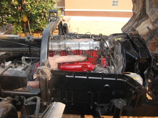 ขายรถหกล้อดั้มFCเคื่รอง120เเรงปี40เฟืองท้ายFหน้าFหลังเคื่รองเเห้งเเรงดีสภาพพร้อมใช้งานได้เลยครับฟวงมาลัยเพลาเว้อเเอร์เย็นโทรมาที่0817894515