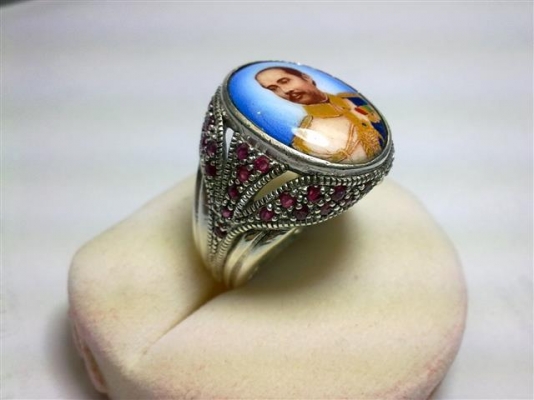 แหวนเงินล้อมทับทิมแท้หน้าเสด็จพ่อ ร 5