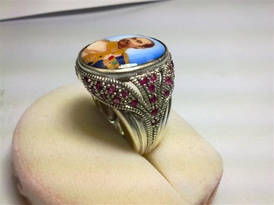 แหวนเงินล้อมทับทิมแท้หน้าเสด็จพ่อ ร 5 แหวนเงินล้อมทับทิมแท้หน้าเสด็จพ่อ ร 5