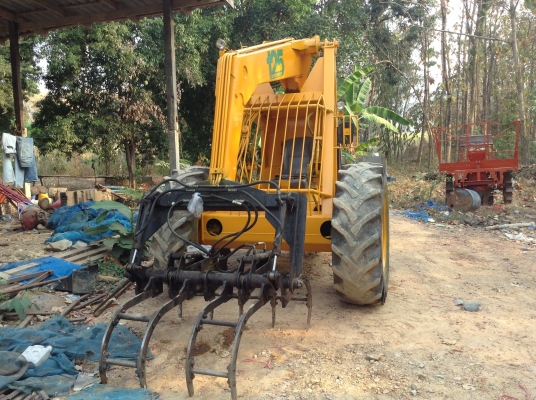 ขายรถคีบอ้อย 3 ล้อ. 3 ตัว