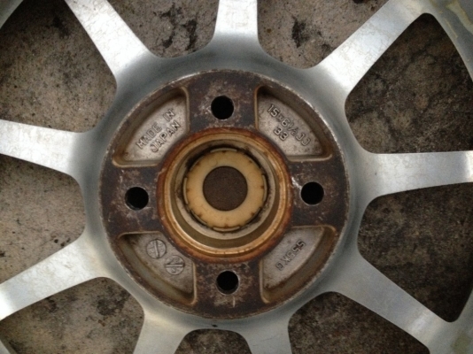 ล้อแท้ยุ่น bbr ขอบ15กว้าง6นิ้วครึ่งอ๊อฟ33สีเดิมยุ่นสภาพดี