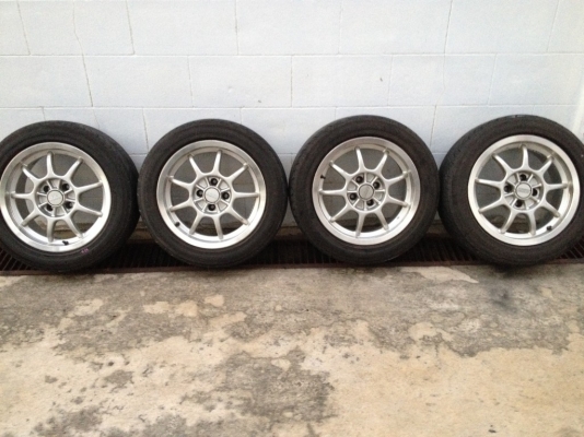 ล้อแท้ยุ่น bbr ขอบ15กว้าง6นิ้วครึ่งอ๊อฟ33สีเดิมยุ่นสภาพดี