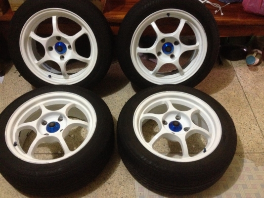 ล้อเเท้ยุ่น black racingขอบ16กว้าง7นิ้วอ๊อฟ44 4รู114สีเดิมๆ