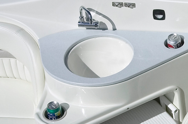 ขายเรือ25ฟุ๊ต Stingray 250LR