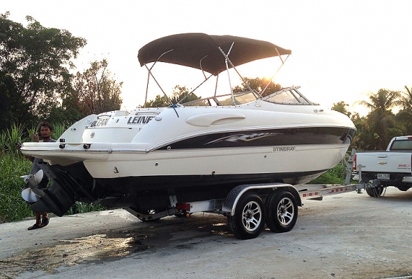 ขายเรือ25ฟุ๊ต Stingray 250LR