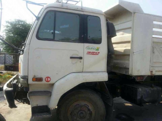 รถนิตสัน.  10 ล้อดั้ม 320 แรงม้า. ปี 49  สนใจติดต่อ 081 - 6079515