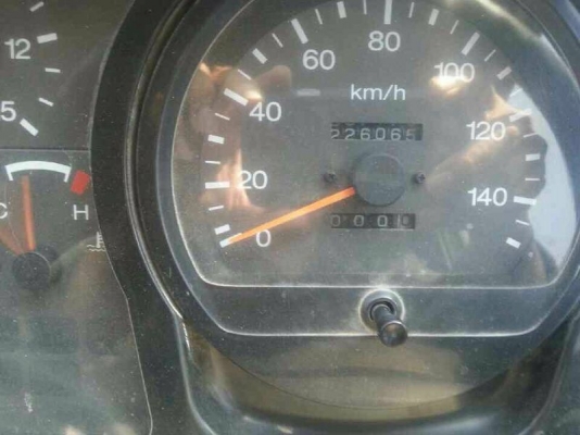 รถนิตสัน.  10 ล้อดั้ม 320 แรงม้า. ปี 49  สนใจติดต่อ 081 - 6079515