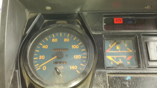 ขายHINO  FC2WHLA   120แรง   5.5เมตร  ห้างแท้ แอร์หนาว ไมล์ใช้ได้ทุกตัว