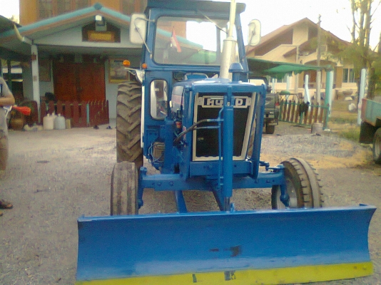 บัญชาแทรคเตอร์จัดรถดี สวย ถูก มาฝากครับ.FORD 3 สูบ 50 แรง