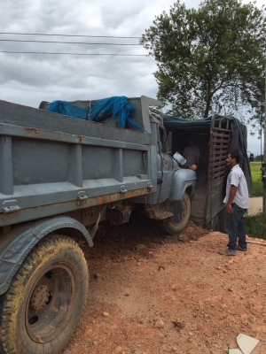 ขอบคุณเสี่ย จ. จันทบุรี ขายกลางอากาศ พงศกรจัดส่งเรียบร้อยหัวยาว อีซูสุดั้ม 125 แรงม้า พร้อมใช้งาน เล่มติดมือ ขอบคุณเสี่ย จ. จันทบุรี ขายกลางอากาศ พงศกรจัดส่งเรียบร้อยหัวยาว อีซูสุดั้ม 125 แรงม้า พร้อมใช้งาน เล่มติดมือ