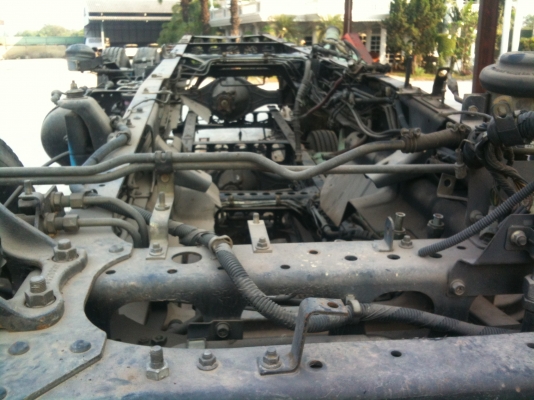 ขายชัชซีรถดั้ม 6 ล้อ HINO รหัส GD3HGA พร้อมอินวอย ใครมีรถชัชซีผุไปแจ้งขนส่งย้ายเครื่อง หัว กะบะมาใส่ได้เลยครับ