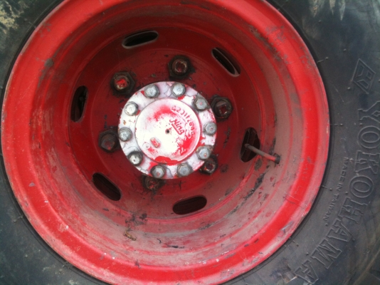 ขายชัชซีรถดั้ม 6 ล้อ HINO รหัส GD3HGA พร้อมอินวอย ใครมีรถชัชซีผุไปแจ้งขนส่งย้ายเครื่อง หัว กะบะมาใส่ได้เลยครับ