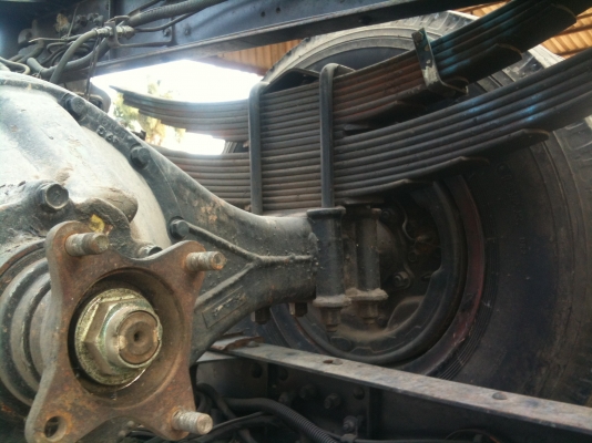 ขายชัชซีรถดั้ม 6 ล้อ HINO รหัส GD3HGA พร้อมอินวอย ใครมีรถชัชซีผุไปแจ้งขนส่งย้ายเครื่อง หัว กะบะมาใส่ได้เลยครับ