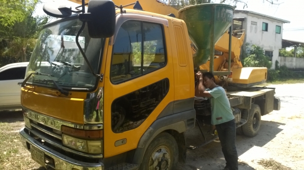 6ล้อมิตซูฯสวยๆ เครนTADANO TS-75M 7.5ตัน  ซื้อมาแค่6เดือน มีใบอินวอยล์ครบ....