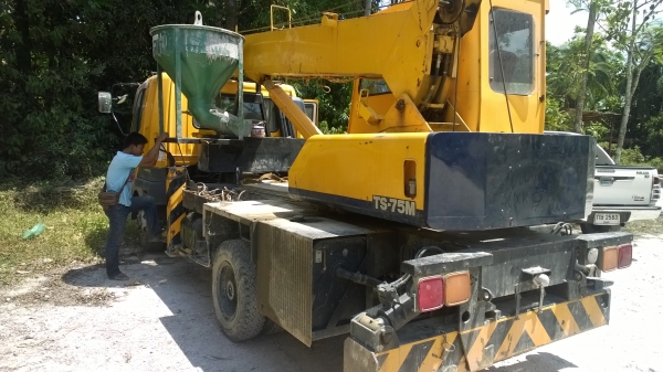 6ล้อมิตซูฯสวยๆ เครนTADANO TS-75M 7.5ตัน  ซื้อมาแค่6เดือน มีใบอินวอยล์ครบ....