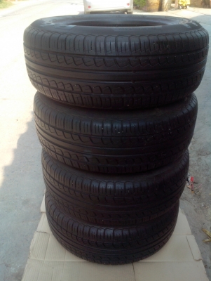 ขายยางขอบ15/205/60 ปี10 แต่ดอกยางขั้นเทพครับ ขายถูกๆ