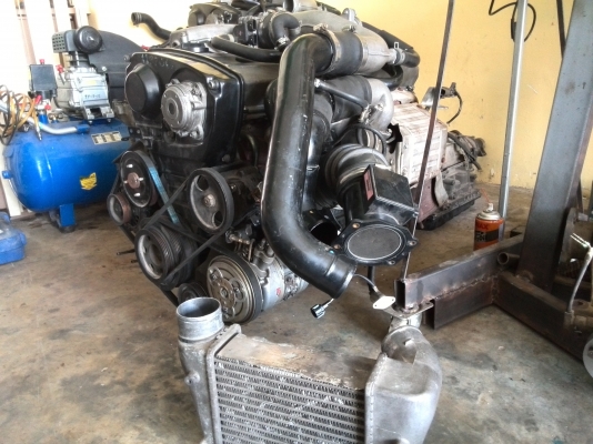 ขายเครื่อง RB25 โบเกียร์AUTO พร้อมอุปกรณ์ 15000บาท โทร 095-0099-440