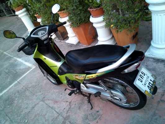wave 125s โฉมไอ ไมล์ดิจิตอล กุญแจใหญ่