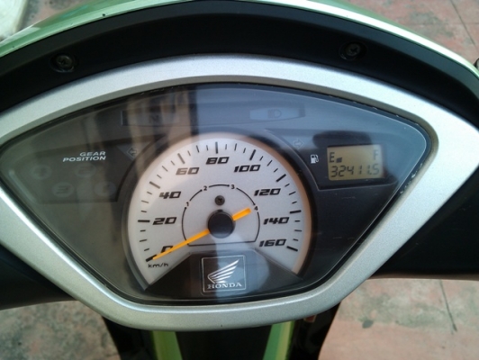 wave 125s โฉมไอ ไมล์ดิจิตอล กุญแจใหญ่