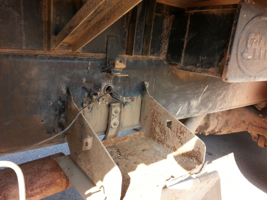 ISUZU FXZ  รถดั้ม หางสองเพลา