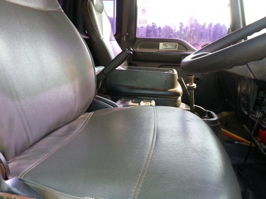 ISUZU FXZ  รถดั้ม หางสองเพลา