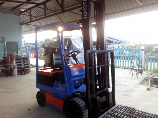 ขายโฟกลิฟท์ไฟฟ้า นั่งขับ โตโยต้า