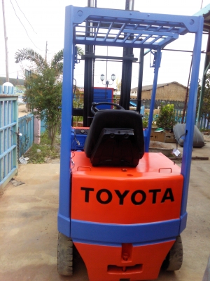 ขายโฟกลิฟท์ไฟฟ้า นั่งขับ โตโยต้า