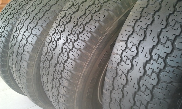 DUNLOP หลายชุด 245-70-16 ปี11-12 ทุกชุดๆละ3300 (ไม่ปะไม่บวมไม่บั้ง)