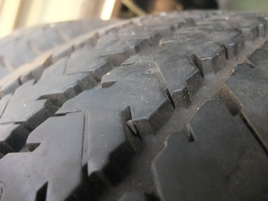 ยาง XCD 215R14 ปี13 สภาพสวยๆ ยาง XCD 215R14 ปี13 สภาพสวยๆ