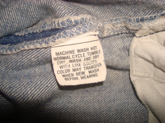 # 9707 # ยีนส์ Levi's 501 ผ้าทราย ของแท้ มือสอง เอว 34นิ้วครึ่ง ยาว 30 ก้านดำทุกเม็ด แป๊กเงิน usa