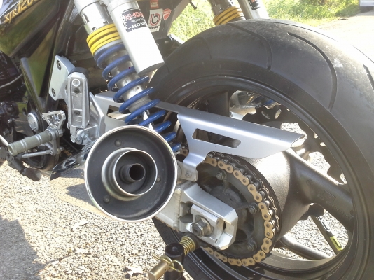 YAMAHA XJR Y.98 1200cc.กล่องไฟแต่ง ETC ยุ่นแท้ ของแต่งเต็มคัน