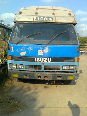 NPR หกล้อโดยสาร 4.30 ม.