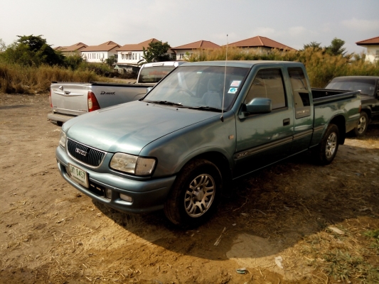 ขาย Isuzu Dragon eye  ปี 2001  สภาพดี มือเดียว