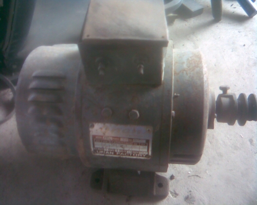 ไดปั่นไฟ 2 โล1700  ตามสภาพครับ