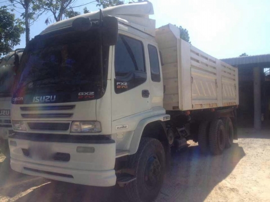 รถอีซูซุ 10 ล้อดั้ม  270 แรงม้า. ปี 47  สนใจติดต่อ 081 - 6079515