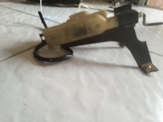 ขายเซ็นทรันรอคร์ฝากระโปรงท้าย BMW E30