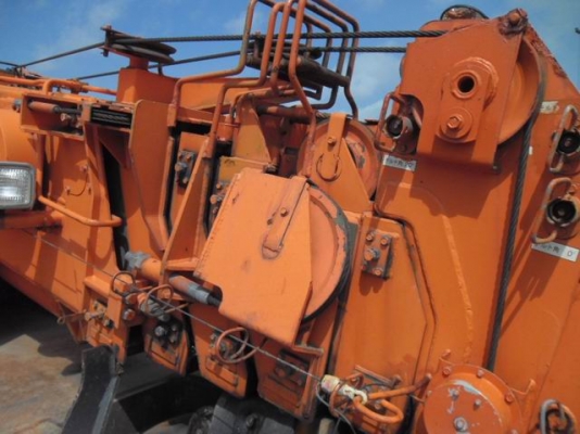 ขายรถเครนสีส้ม KOMATSU LW 100 M-1 สภาพพร้อมใช้งาน