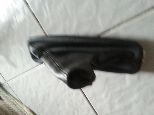 ขายหนังหุ้มที่ดึงเบรคมือ BMW E30