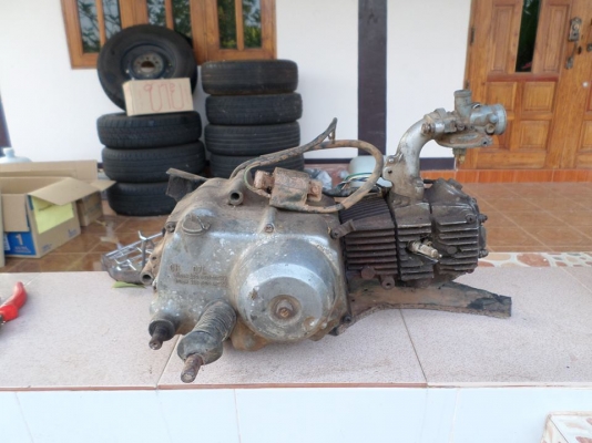 ขายชุดแฮนชี50เดิมๆสภาพสมบูรณ์ของครับราคาเปิด1500บาท/เครื่องเดิมชี50ไม่ติดขายตามสภาพเปิด700บาท/ตะแกรงนั่งหลัง200/หรือเหมาทั้งกองเปิด2000บาทราคาคุยกันได้ครับของยุอำนาจเจริญ0801696651ส่งได้ทั่วไทยครับ