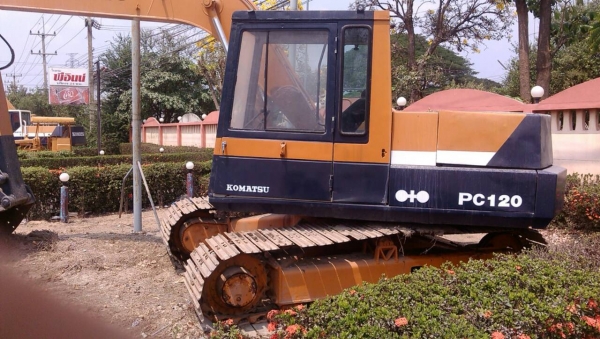 ขายรถแบ็คโฮ komatsu pc 120-3 เครื่องปั๊มเดิม เอกสารสัญญาซื้อขาย