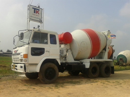 รถโม่ HINO FR338B โม่ 7 คิว 260 HP