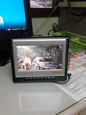 ขายเครื่องเล่น DVD ดูหนัง ฟังเพลง คาราโอเกะ จอ 7 นิ้ว วางตั้งพื้นได้ TEL.081-427-3941 ขายเครื่องเล่น DVD ดูหนัง ฟังเพลง คาราโอเกะ จอ 7 นิ้ว วางตั้งพื้นได้ TEL.081-427-3941