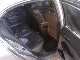 ขายรถ HONDA CIVIC ปี2007 เกียร์ออโต้ สีบรอนซ์เงิน เครื่อง 1,800cc ราคา 160,000.-