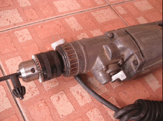 ขายสว่านเจาะกระแทก 4หุน HITACHI Model V-14 made in japan.