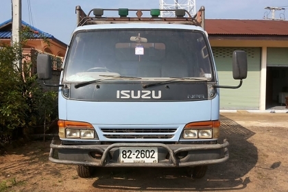 **560,000 บ.ต่อรอง**ขาย6ล้อเดิมๆบางๆ ISUZU NPR120 NPR66LX5T ฝาขาวห้างแท้ปี39 เครื่องเดิมเกียร์เดิม4HF1 120แรง แน่นๆแรงดีไม่มีเยิ้ม ช่วงล่างFหลัง คัสซีสวยเดิมไม่มีปะไม่มีบวม สีมีลอกนิดๆแต่เดิม กระบะพื้นเหล็กคอกไม้สภาพดี พื้นสวย ยาว4.30ม. ฝาทึบมีผุบ้าง หัวบ **560,000 บ.ต่อรอง**ขาย6ล้อเดิมๆบางๆ ISUZU NPR120 NPR66LX5T ฝาขาวห้างแท้ปี39 เครื่องเดิมเกียร์เดิม4HF1 120แรง แน่นๆแรงดีไม่มีเยิ้ม ช่วงล่างFหลัง คัสซีสวยเดิมไม่มีปะไม่มีบวม สีมีลอกนิดๆแต่เดิม กระบะพื้นเหล็กคอกไม้สภาพดี พื้นสวย ยาว4.30ม. ฝาทึบมีผุบ้าง หัวบ