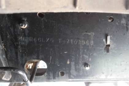 **560,000 บ.ต่อรอง**ขาย6ล้อเดิมๆบางๆ ISUZU NPR120 NPR66LX5T ฝาขาวห้างแท้ปี39 เครื่องเดิมเกียร์เดิม4HF1 120แรง แน่นๆแรงดีไม่มีเยิ้ม ช่วงล่างFหลัง คัสซีสวยเดิมไม่มีปะไม่มีบวม สีมีลอกนิดๆแต่เดิม กระบะพื้นเหล็กคอกไม้สภาพดี พื้นสวย ยาว4.30ม. ฝาทึบมีผุบ้าง หัวบ **560,000 บ.ต่อรอง**ขาย6ล้อเดิมๆบางๆ ISUZU NPR120 NPR66LX5T ฝาขาวห้างแท้ปี39 เครื่องเดิมเกียร์เดิม4HF1 120แรง แน่นๆแรงดีไม่มีเยิ้ม ช่วงล่างFหลัง คัสซีสวยเดิมไม่มีปะไม่มีบวม สีมีลอกนิดๆแต่เดิม กระบะพื้นเหล็กคอกไม้สภาพดี พื้นสวย ยาว4.30ม. ฝาทึบมีผุบ้าง หัวบ