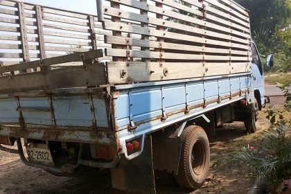 **560,000 บ.ต่อรอง**ขาย6ล้อเดิมๆบางๆ ISUZU NPR120 NPR66LX5T ฝาขาวห้างแท้ปี39 เครื่องเดิมเกียร์เดิม4HF1 120แรง แน่นๆแรงดีไม่มีเยิ้ม ช่วงล่างFหลัง คัสซีสวยเดิมไม่มีปะไม่มีบวม สีมีลอกนิดๆแต่เดิม กระบะพื้นเหล็กคอกไม้สภาพดี พื้นสวย ยาว4.30ม. ฝาทึบมีผุบ้าง หัวบ **560,000 บ.ต่อรอง**ขาย6ล้อเดิมๆบางๆ ISUZU NPR120 NPR66LX5T ฝาขาวห้างแท้ปี39 เครื่องเดิมเกียร์เดิม4HF1 120แรง แน่นๆแรงดีไม่มีเยิ้ม ช่วงล่างFหลัง คัสซีสวยเดิมไม่มีปะไม่มีบวม สีมีลอกนิดๆแต่เดิม กระบะพื้นเหล็กคอกไม้สภาพดี พื้นสวย ยาว4.30ม. ฝาทึบมีผุบ้าง หัวบ