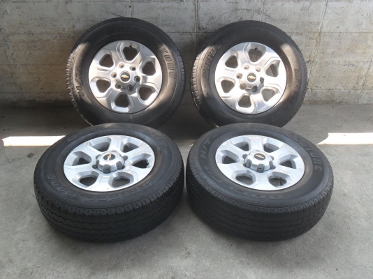 ล้อแม็ก เชฟ 16นิ้ว 6รู พร้อมยาง 245/70R16 สวยๆ 4 ล้อ ราคา 6700 บาท