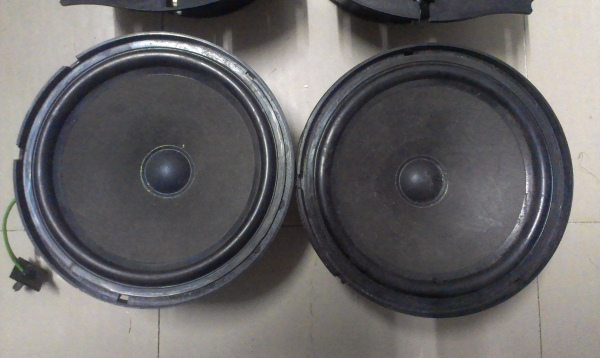 ลำโพง 5.5 นิ้ว ติดมากับรถเยอรมัน