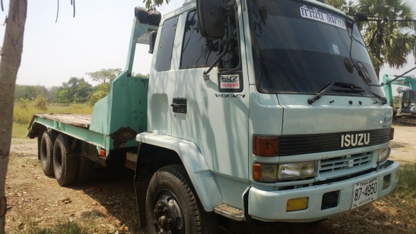 ขายด่วน ISUZU จัมโบ้ 2 เพลา200ขึ้นได้สบายๆรถสวยพ้อมใช้อยากขายครับ